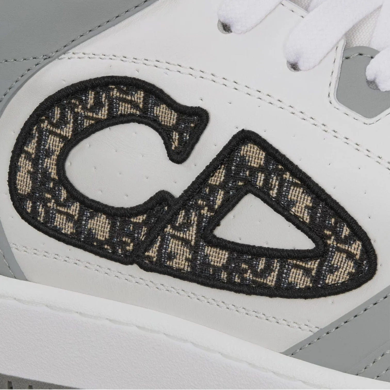 Dior B57 Trainer Mid Grey White