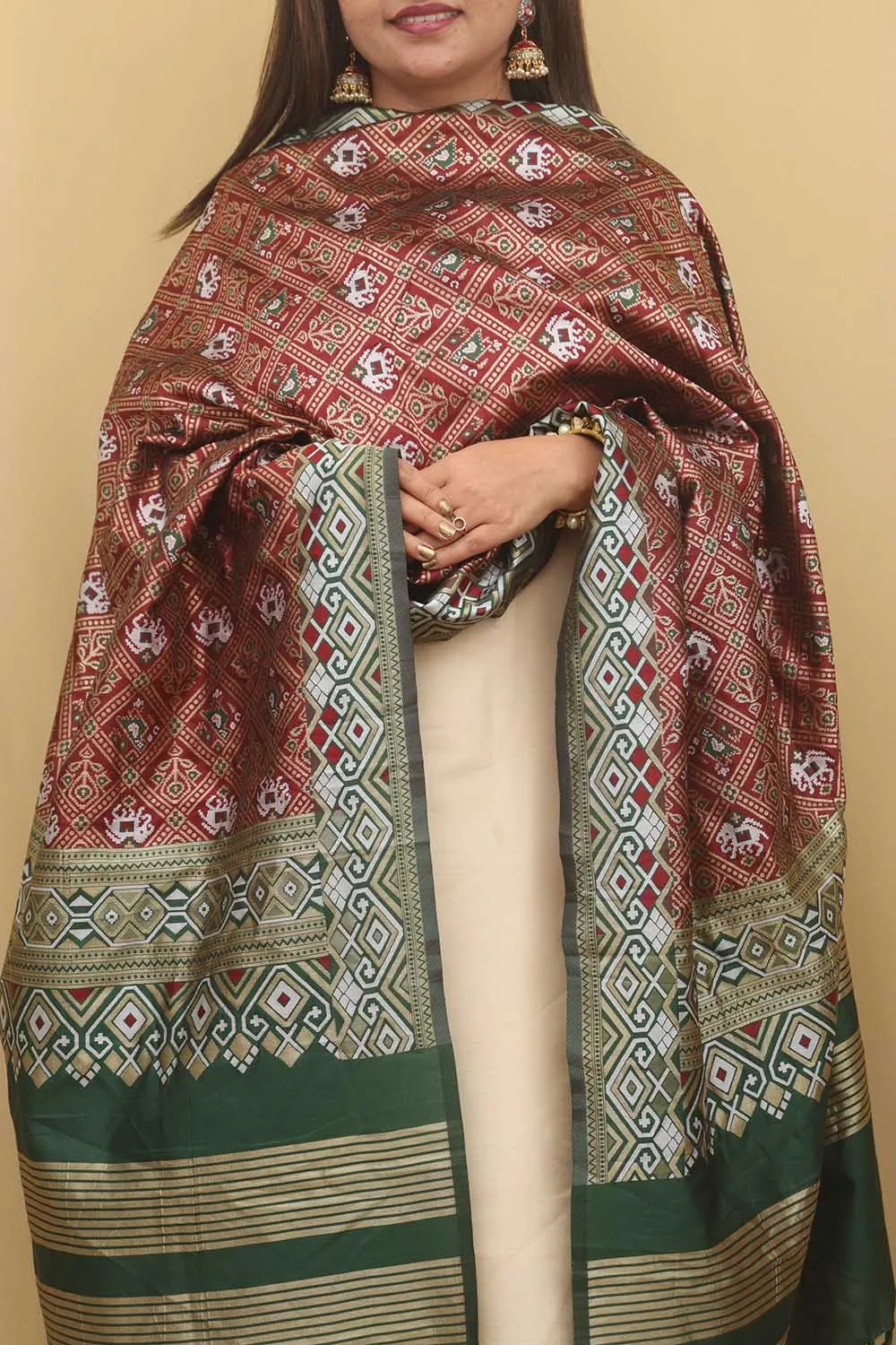 Elegant Maroon Patola Silk Dupatta: A Timeless Accessory