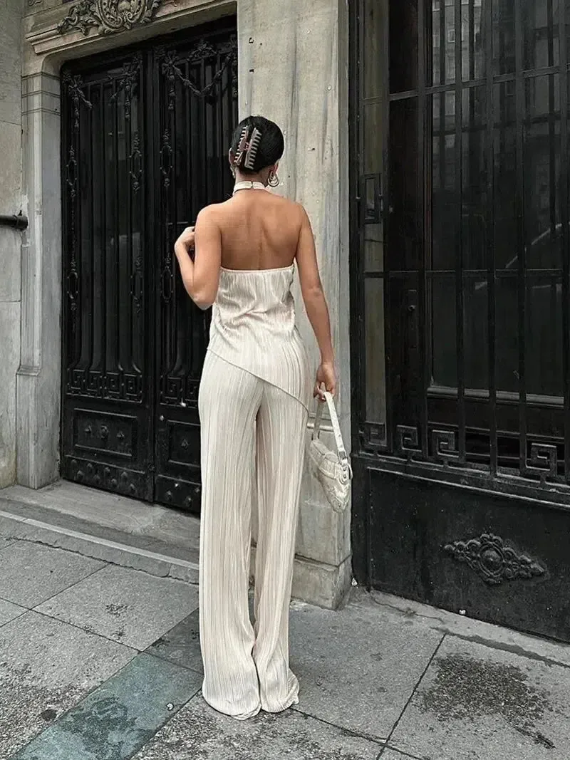 Gianna – Modern elegance – Pleated two-piece set