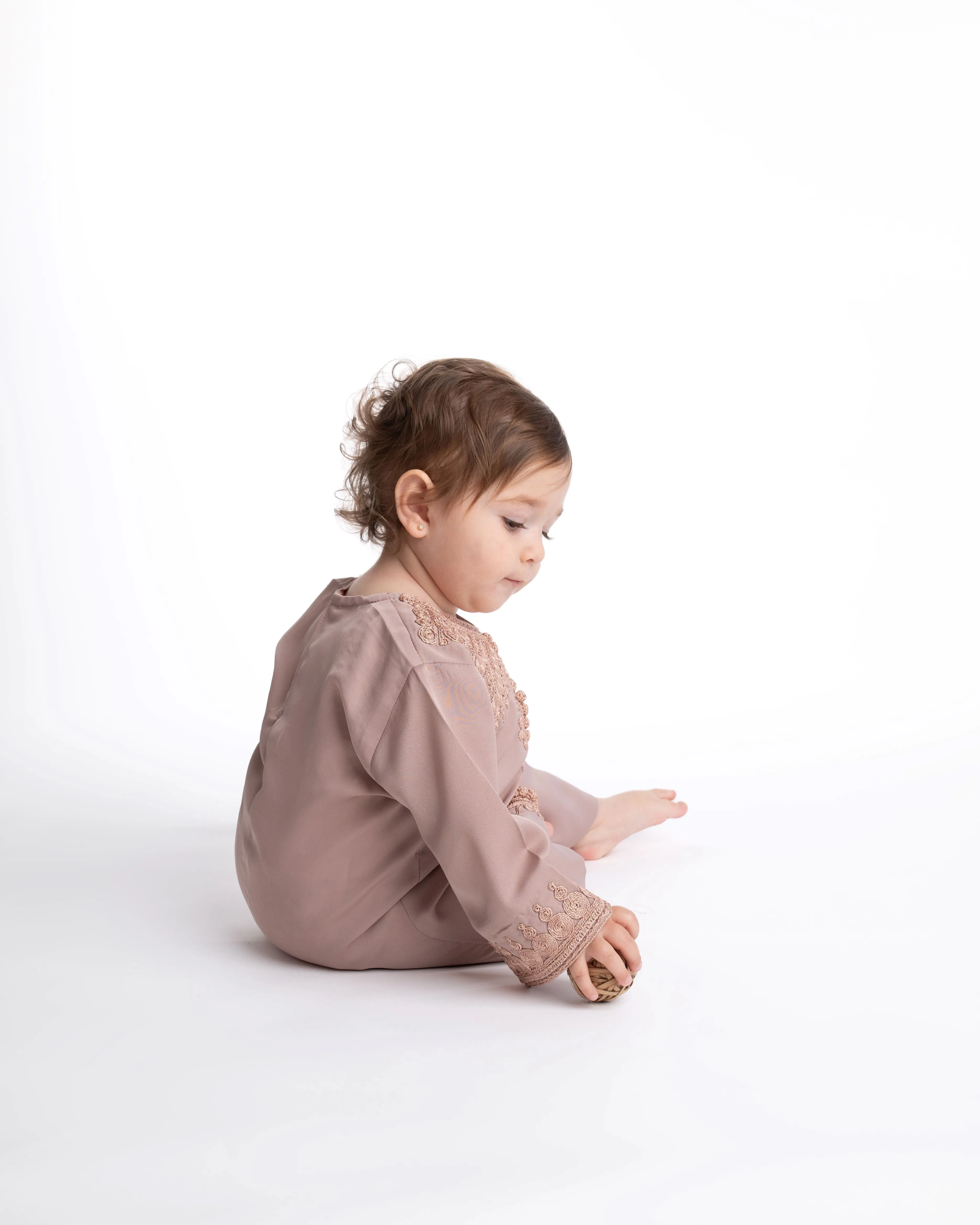 Khawla Jalabeya-Babies