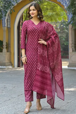 Maroon Cotton Blend Floral Printed Straight Kurta Trousers With Dupatta
