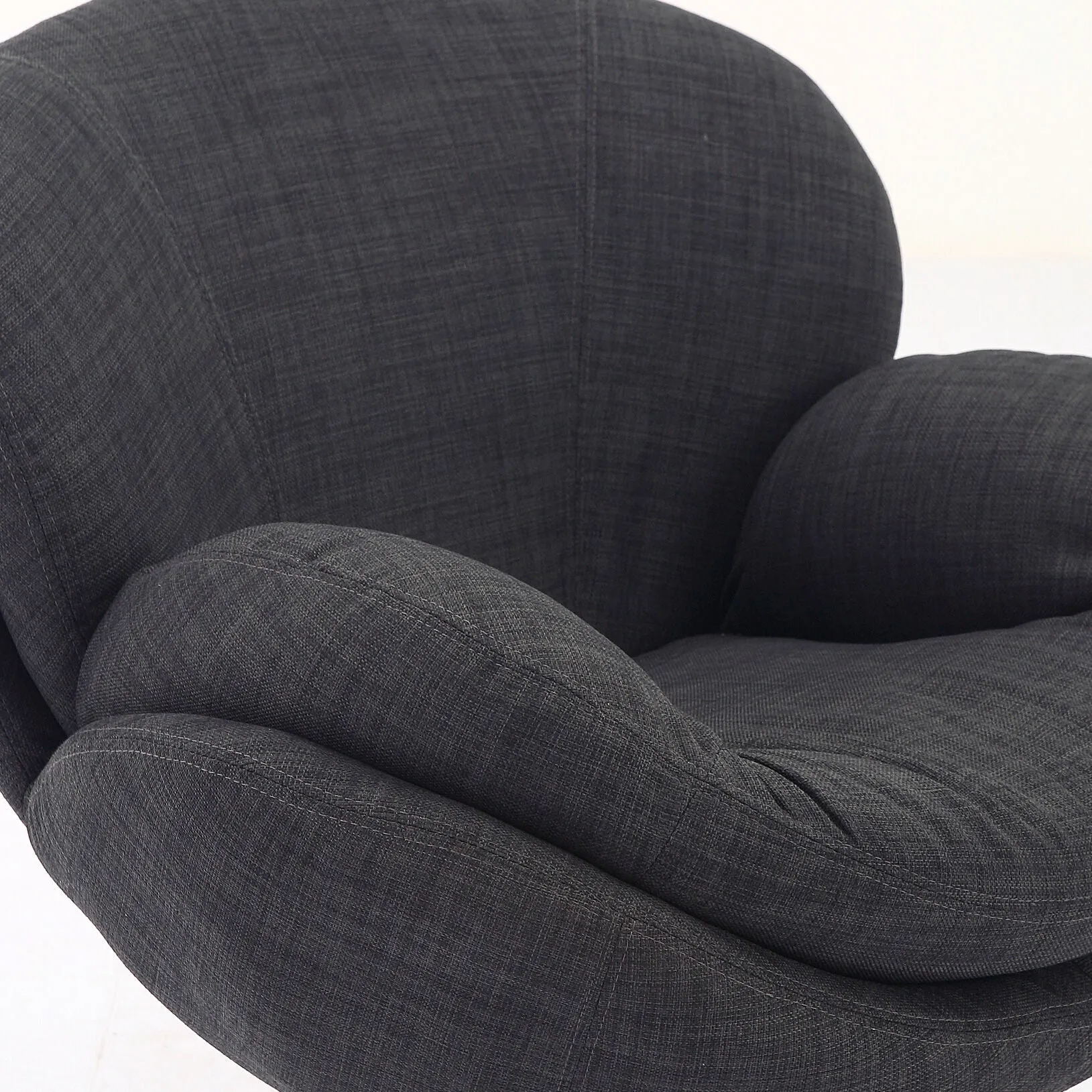 Scoop Strand Leisure Swivel Chair