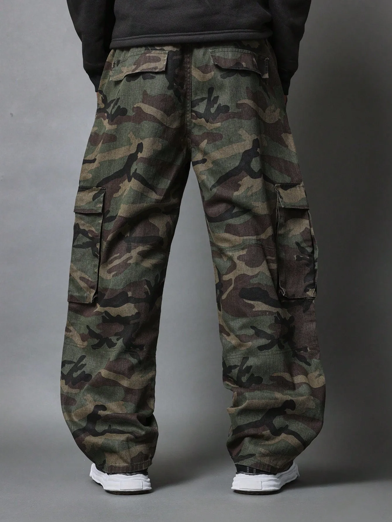Skater Fit Camouflage Printed Cargo Pant