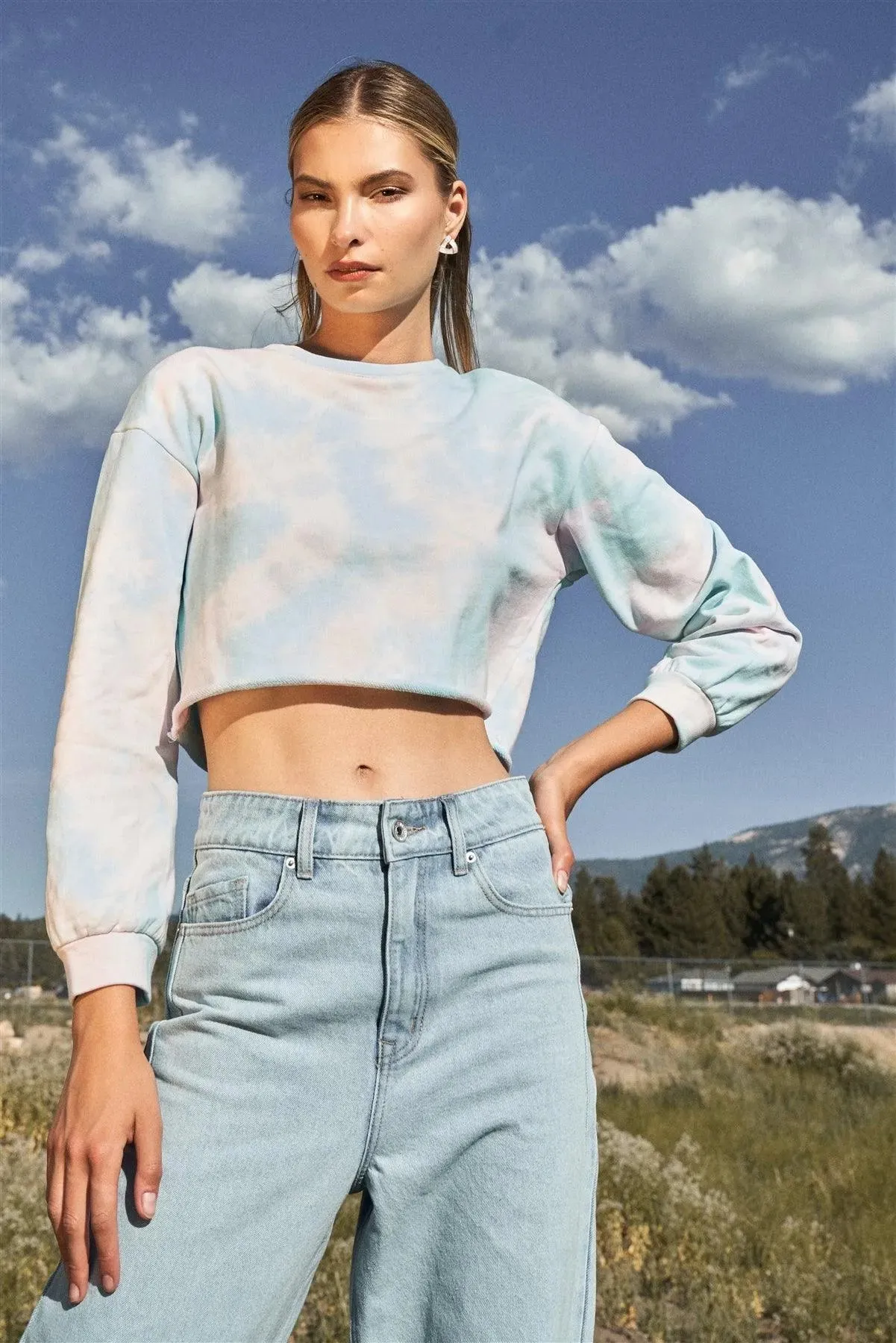 Up In The Clouds Blue Multicolor Tie-Dye Long Sleeve Crop Sweatshirt /1-2-1