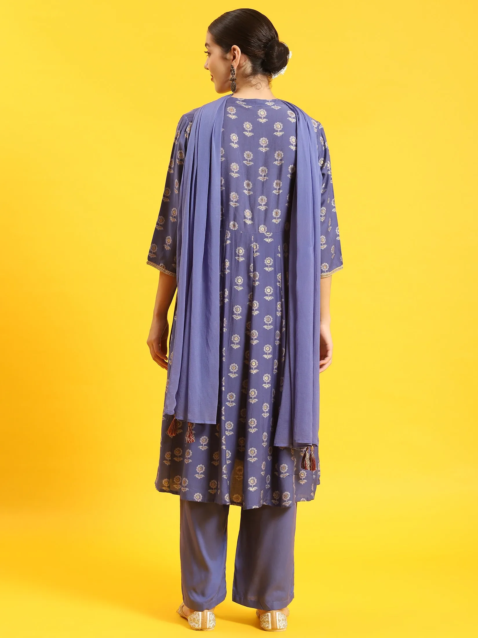 Women Blue Floral Print Kurta Comfort Pant Dupatta