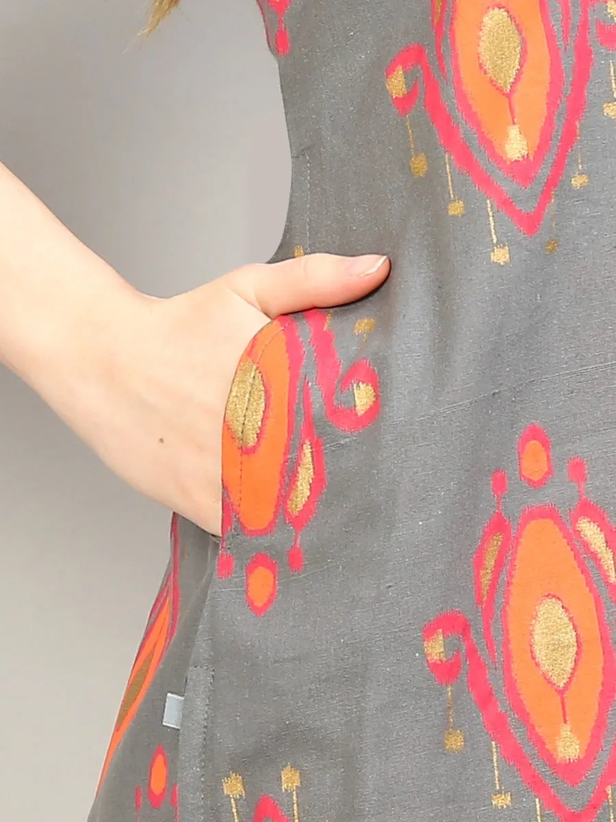 Women Grey Geometric Printed Kurta Trouser